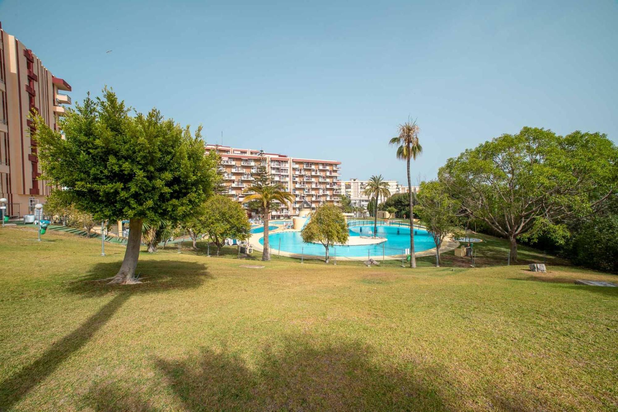 Lolo Estudio Con Wifi, Ac Y Piscinas
