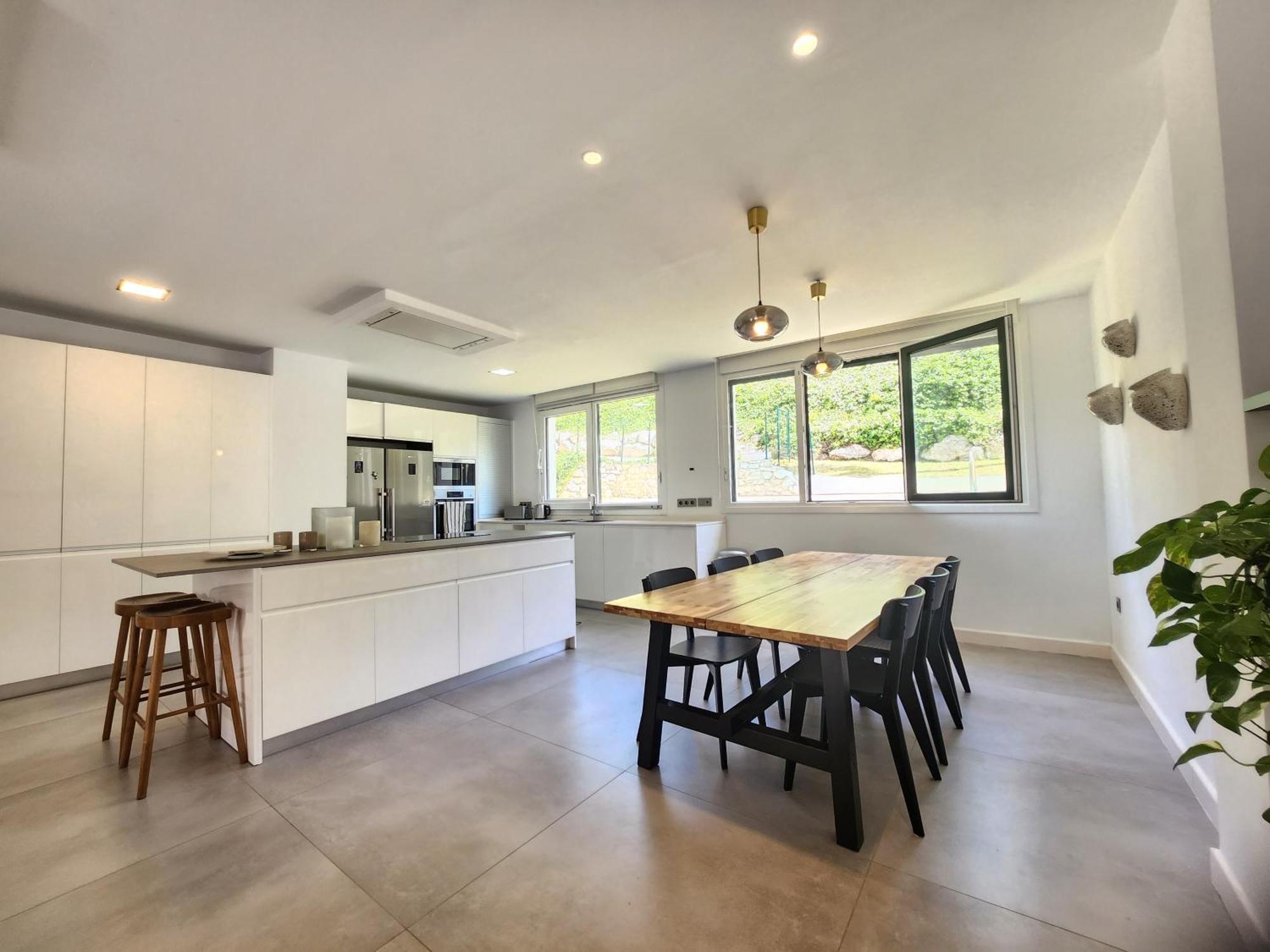 Luxury By The Holiday home