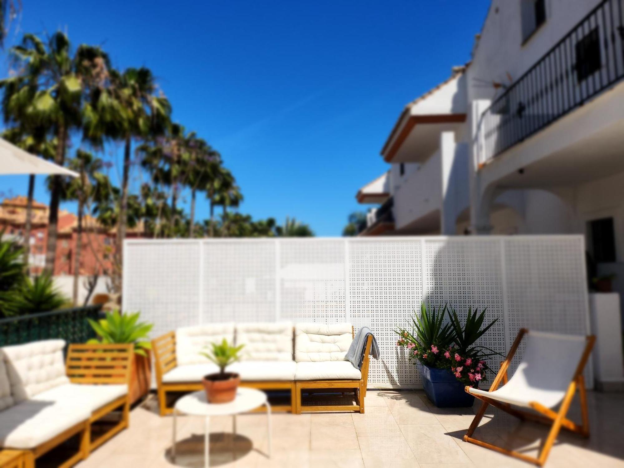 Luxury By The Holiday home *