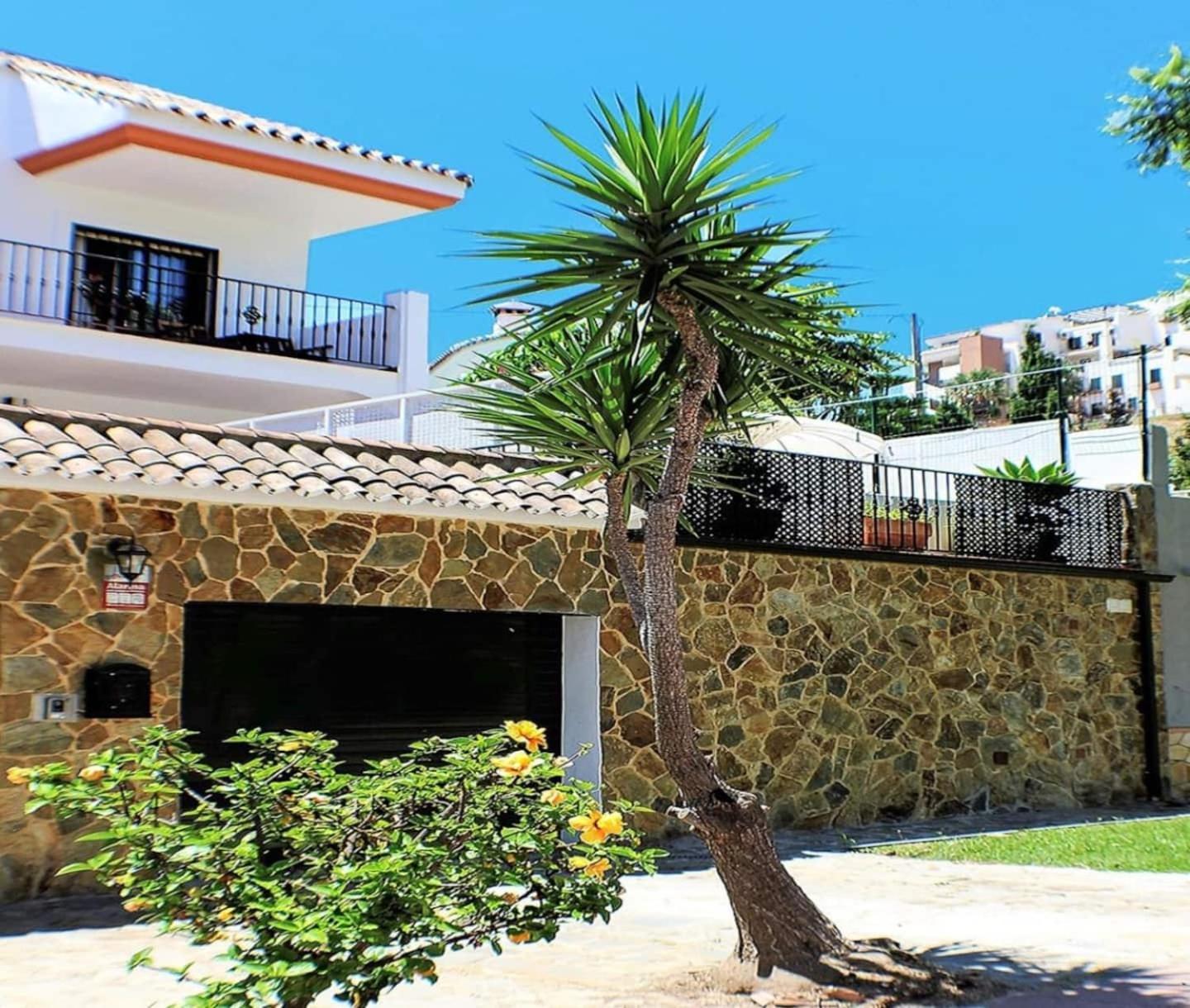 Luxury By The Holiday home Benalmadena