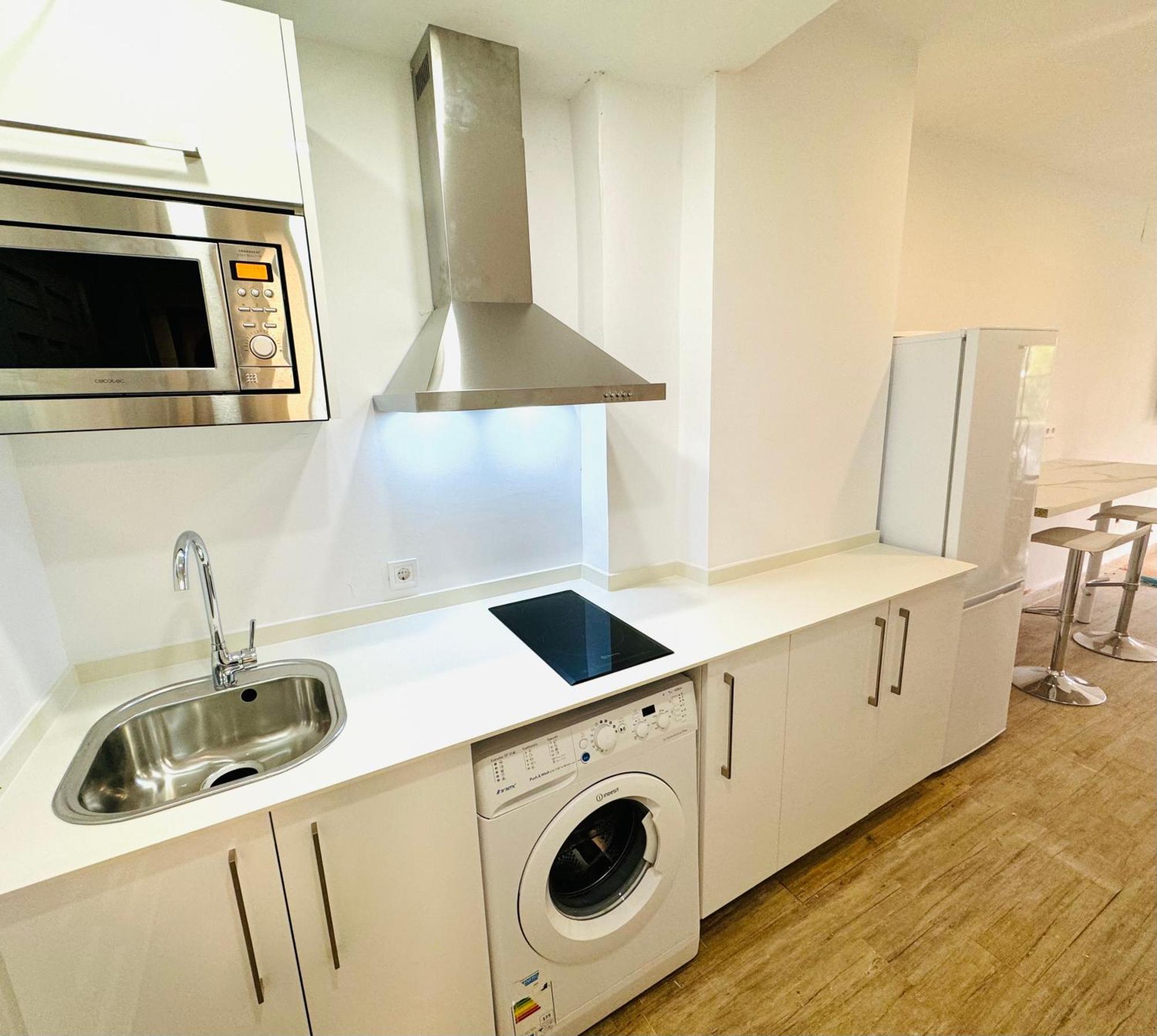 Exclusive In Benalbeach Apartment Benalmádena