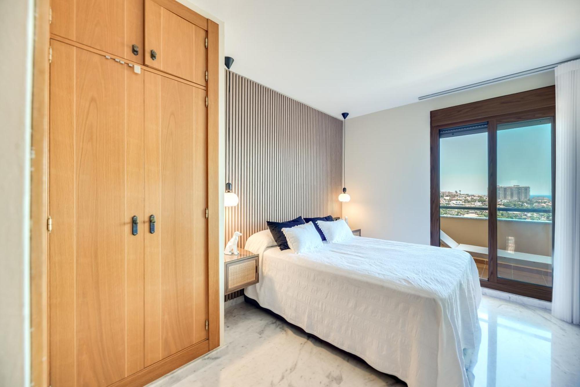 Luxury 4bdr Penthouse With Sea Views Apartment