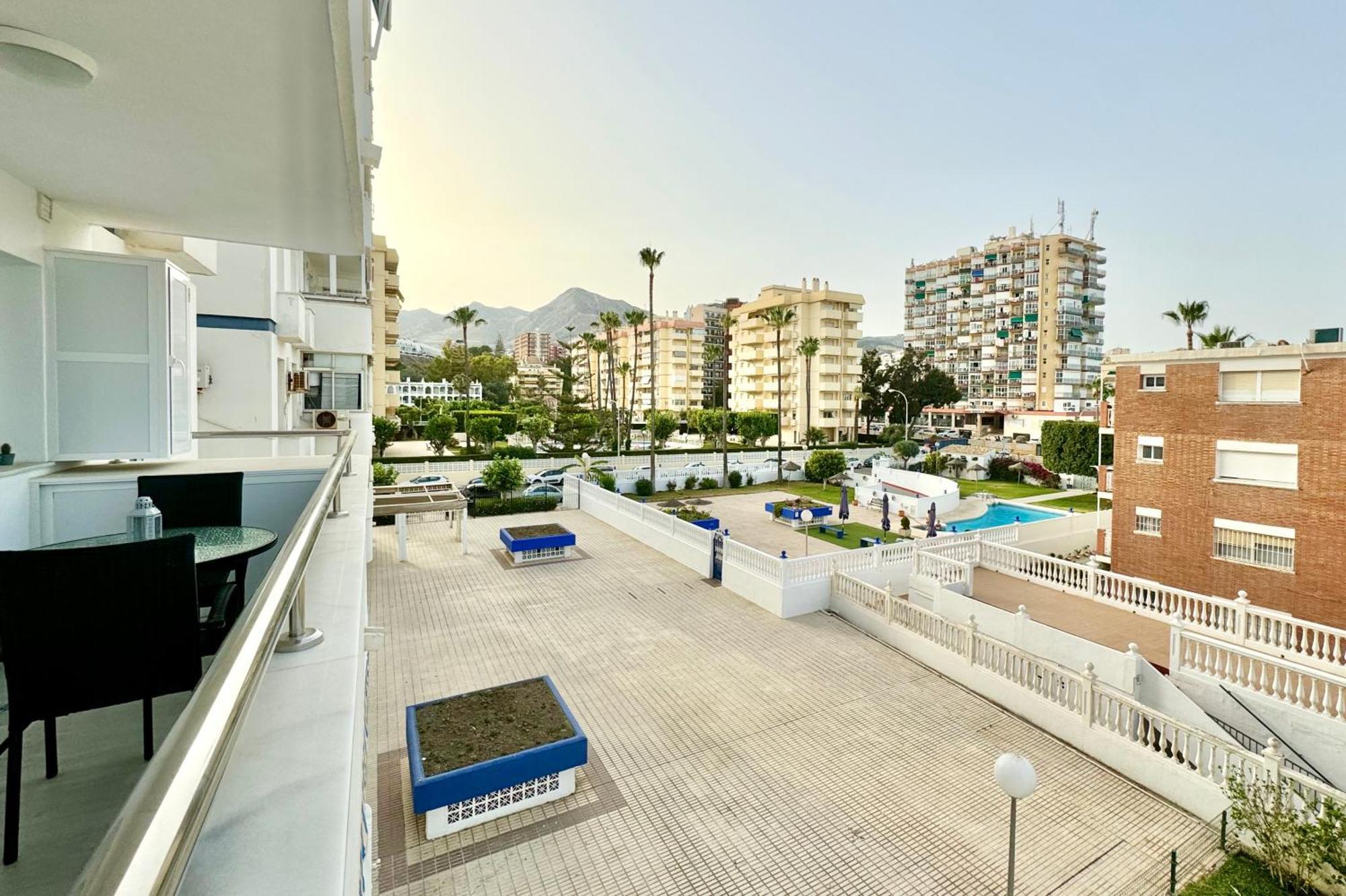 En 1ª Linea De Playa, Piscina Y Parking Apartment Benalmadena