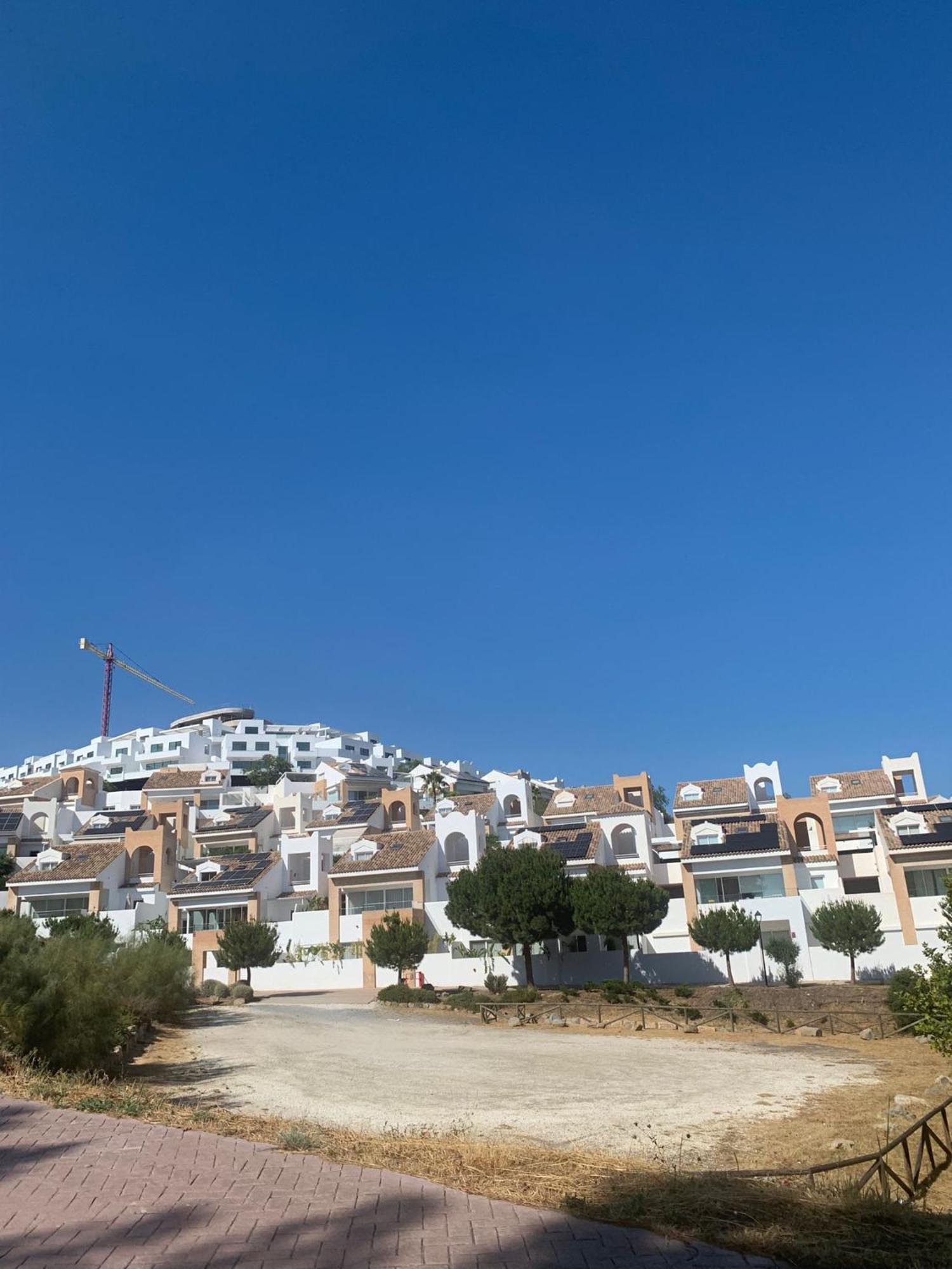 Chic Escape, 5 Modern Benalmadena