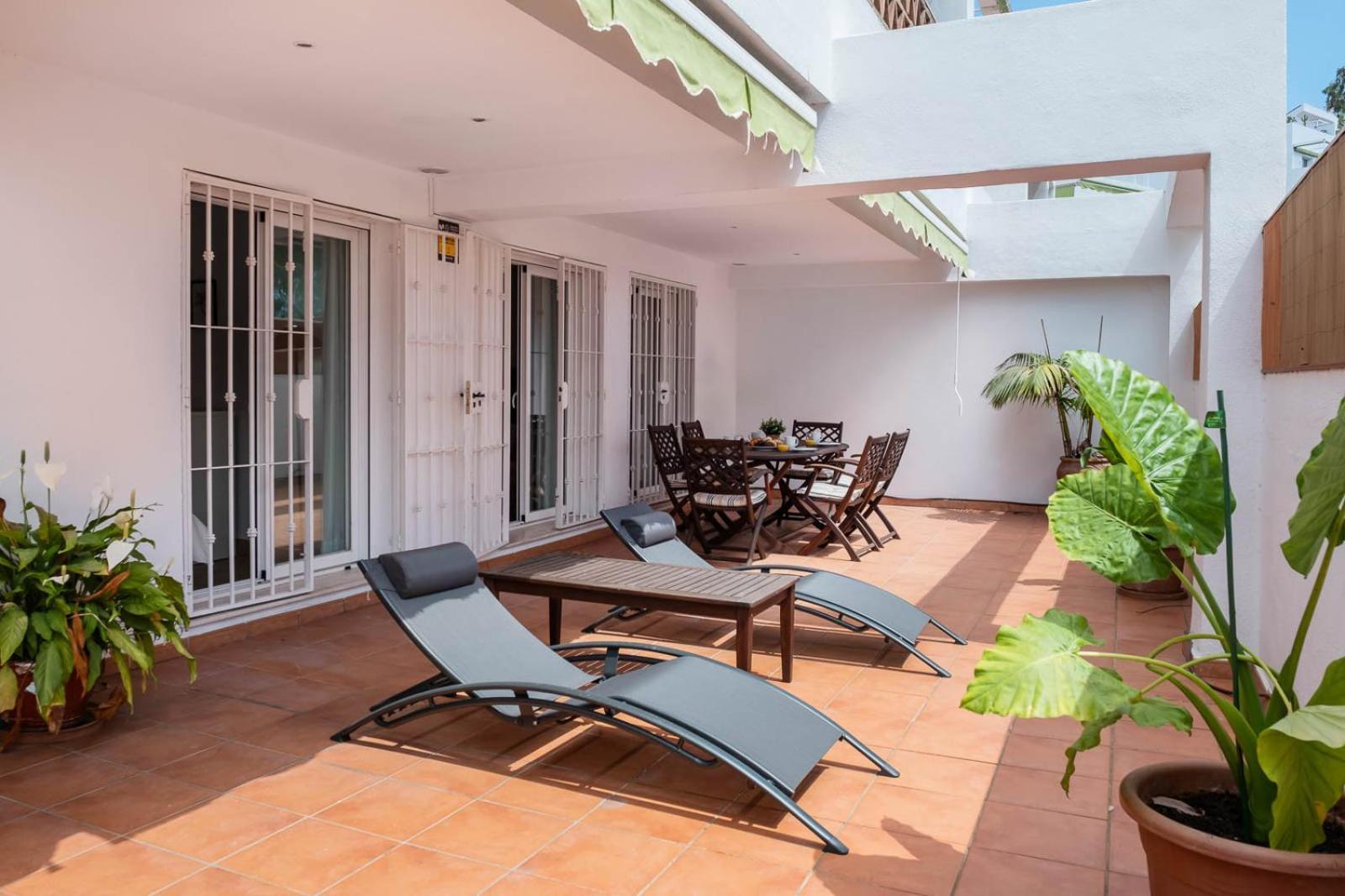 Apartment Country Gardens By Alfresco