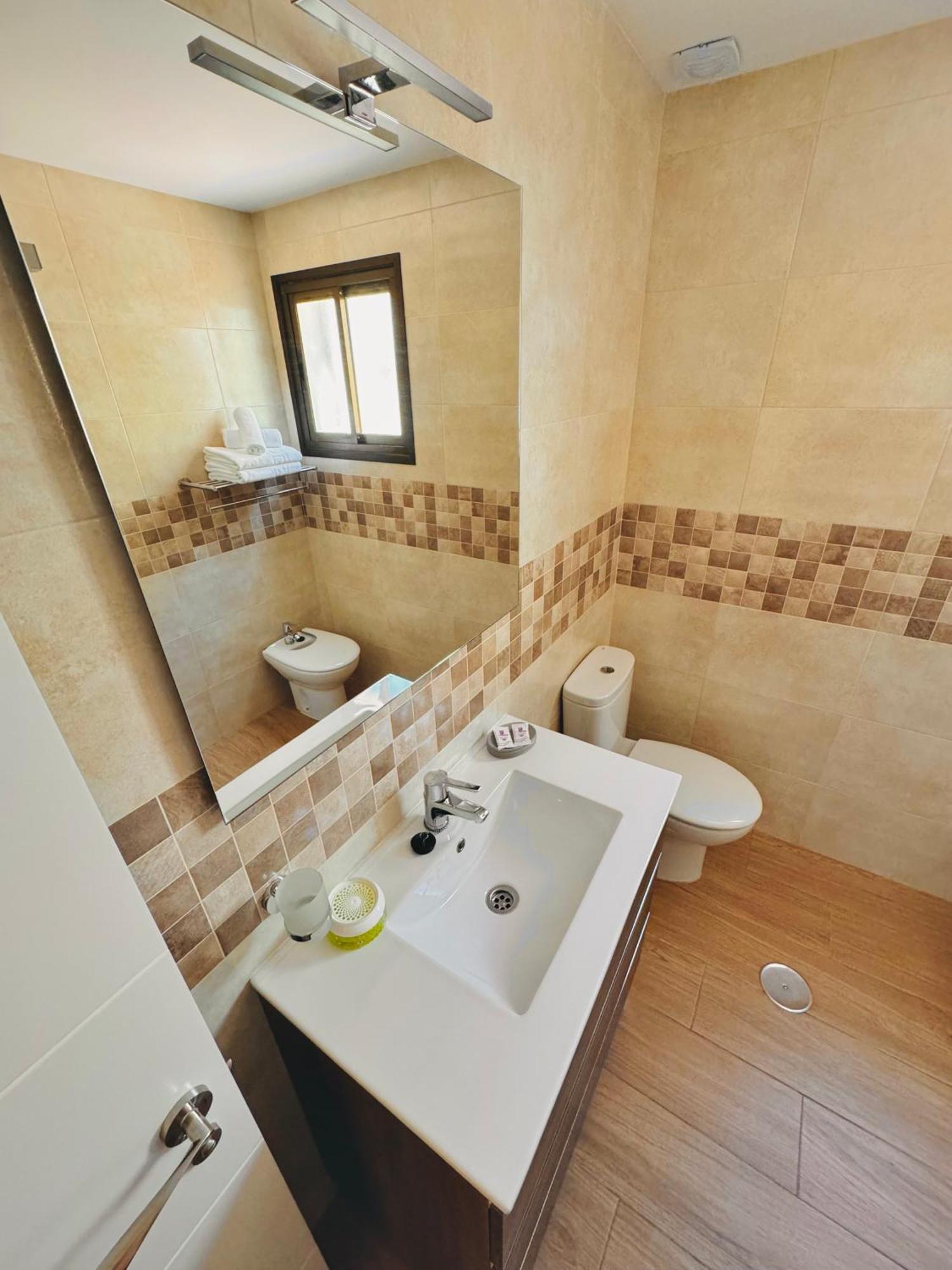 Aparthotel Pueblo Evita Premium *