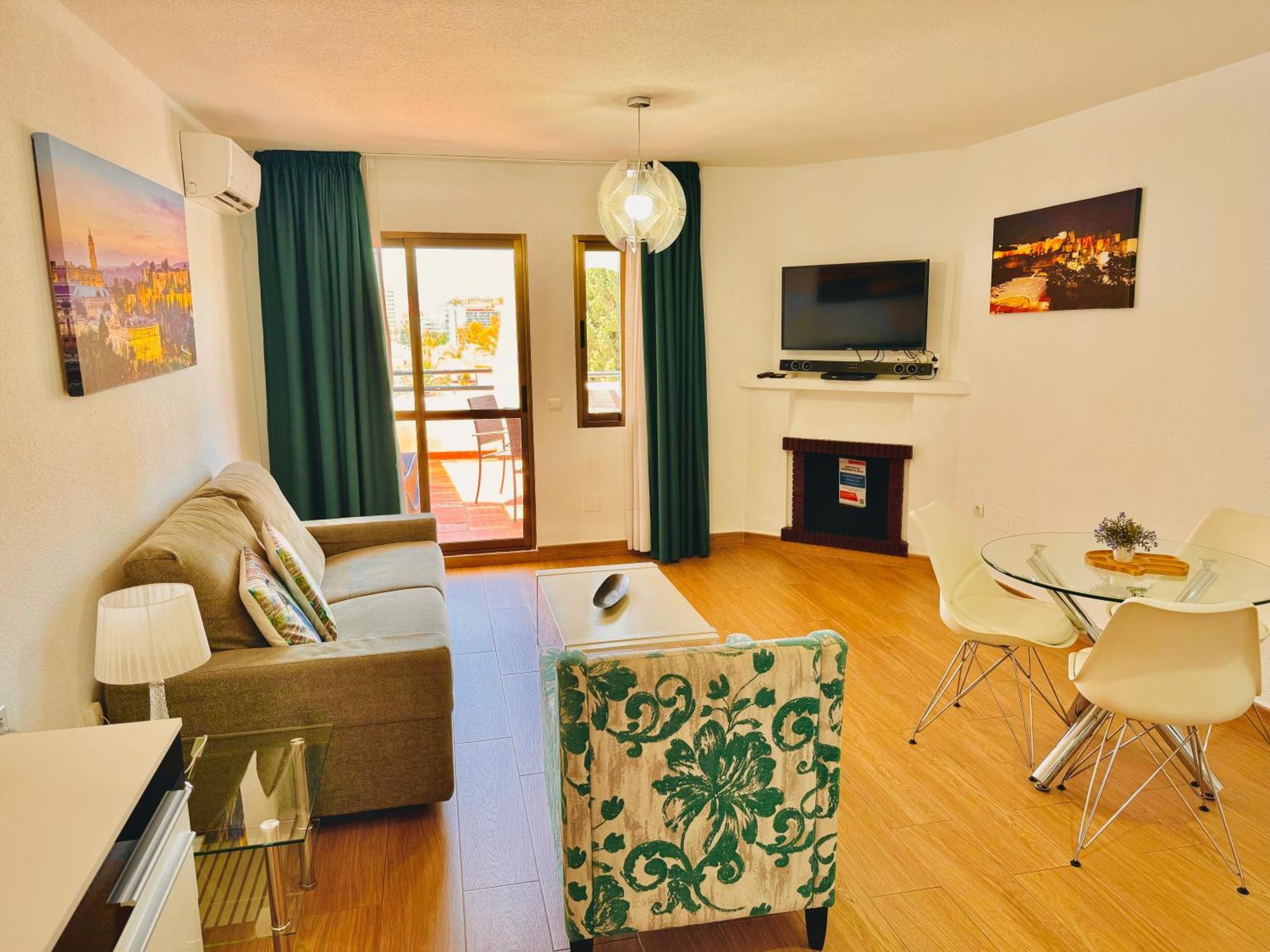 Pueblo Evita Premium Aparthotel