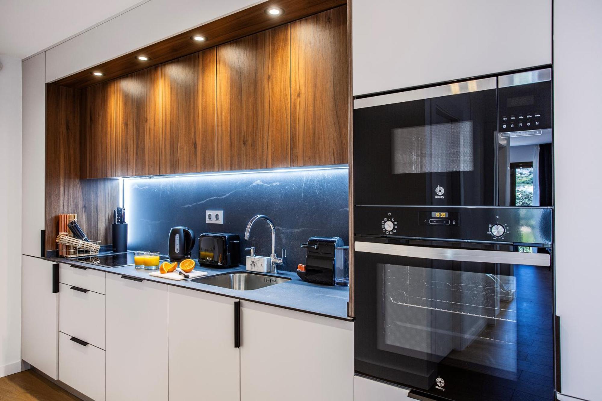 Aparthotel Pueblo Evita Premium