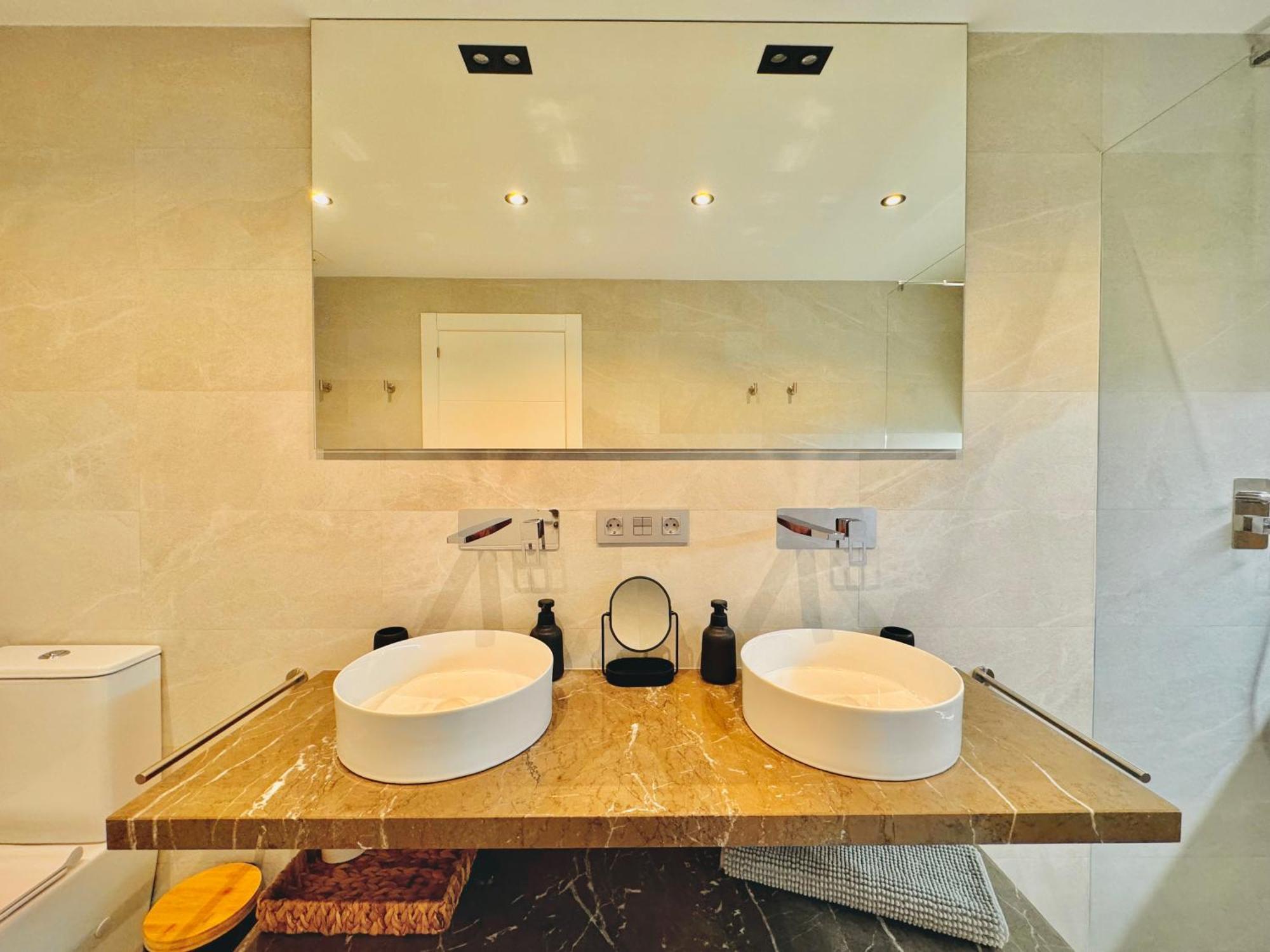 Aparthotel Pueblo Evita Premium