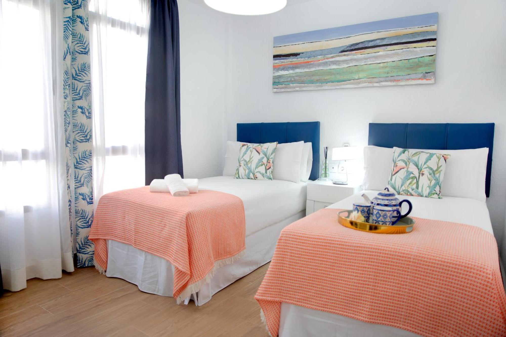 Aparthotel Pueblo Evita Premium