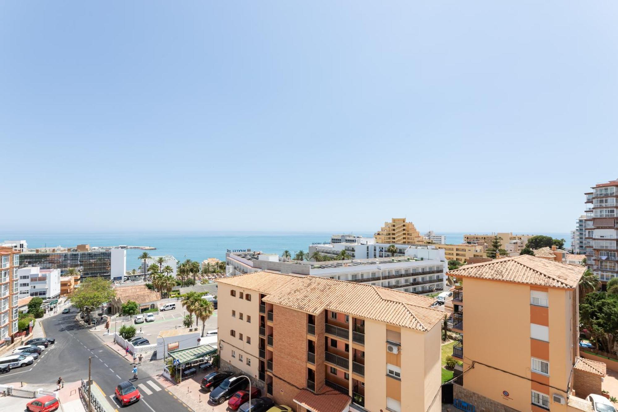 Con Vistas Al Mar Cerca Del Puerto