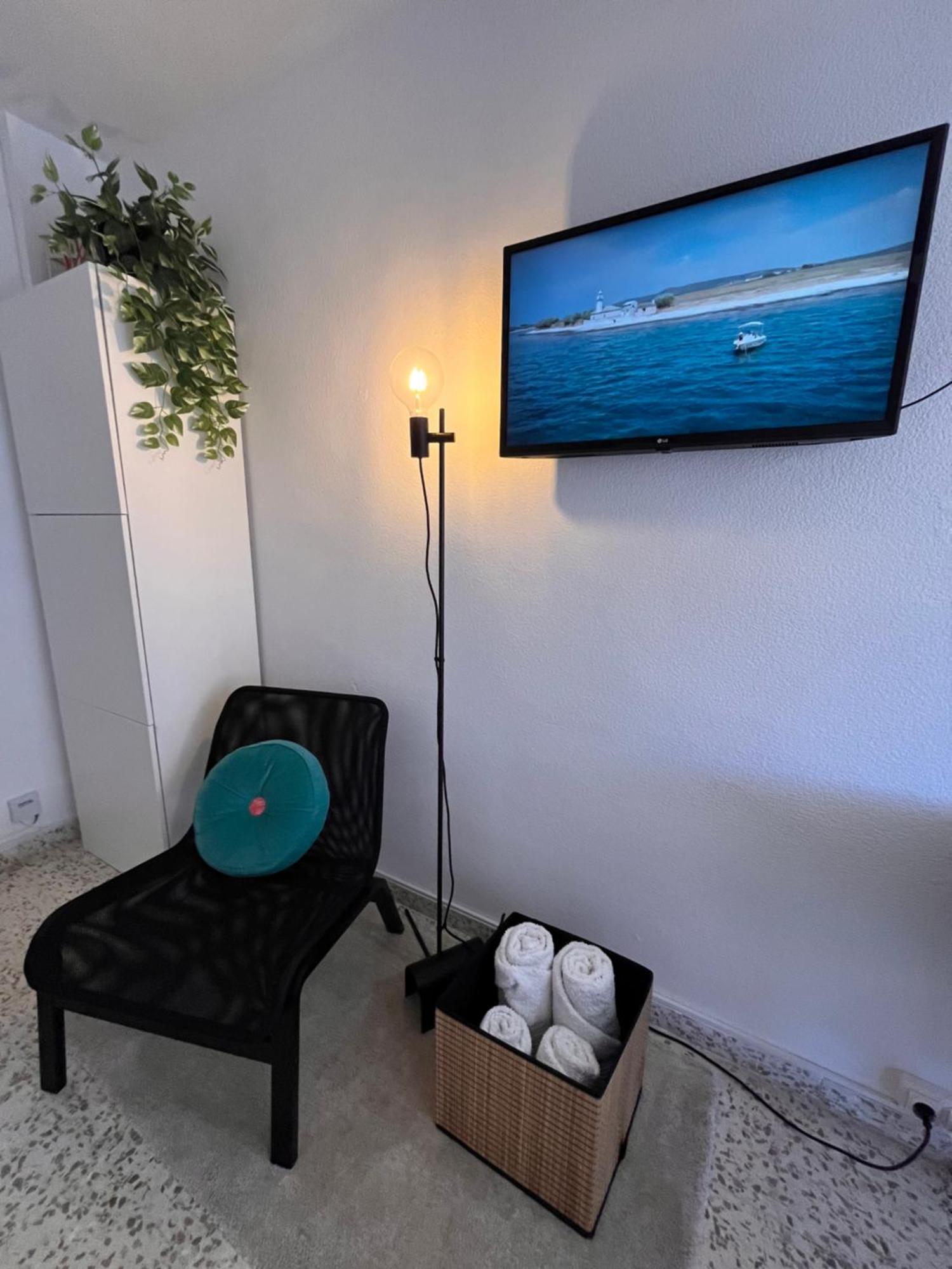 Coastal Feeling, Sea Views & Pools Apt Hercules