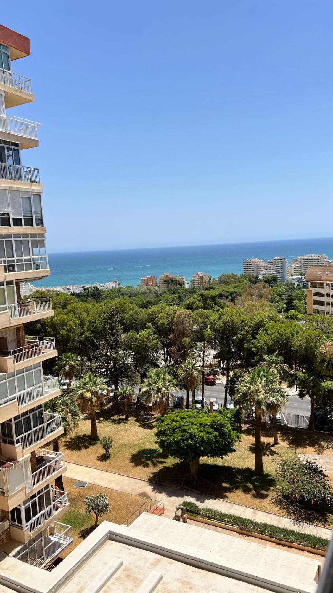 Vista A La Playa, Cerca Del Centro Con Piscina * Benalmadena