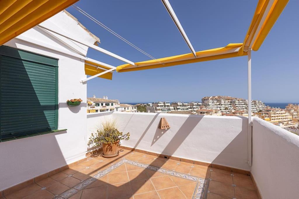 Spacious Penthouse With Spectacular Sea Views! Apartamento Benalmádena