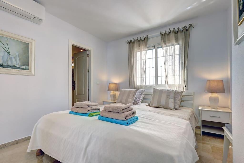 Apartamento Spacious Penthouse With Spectacular Sea Views!