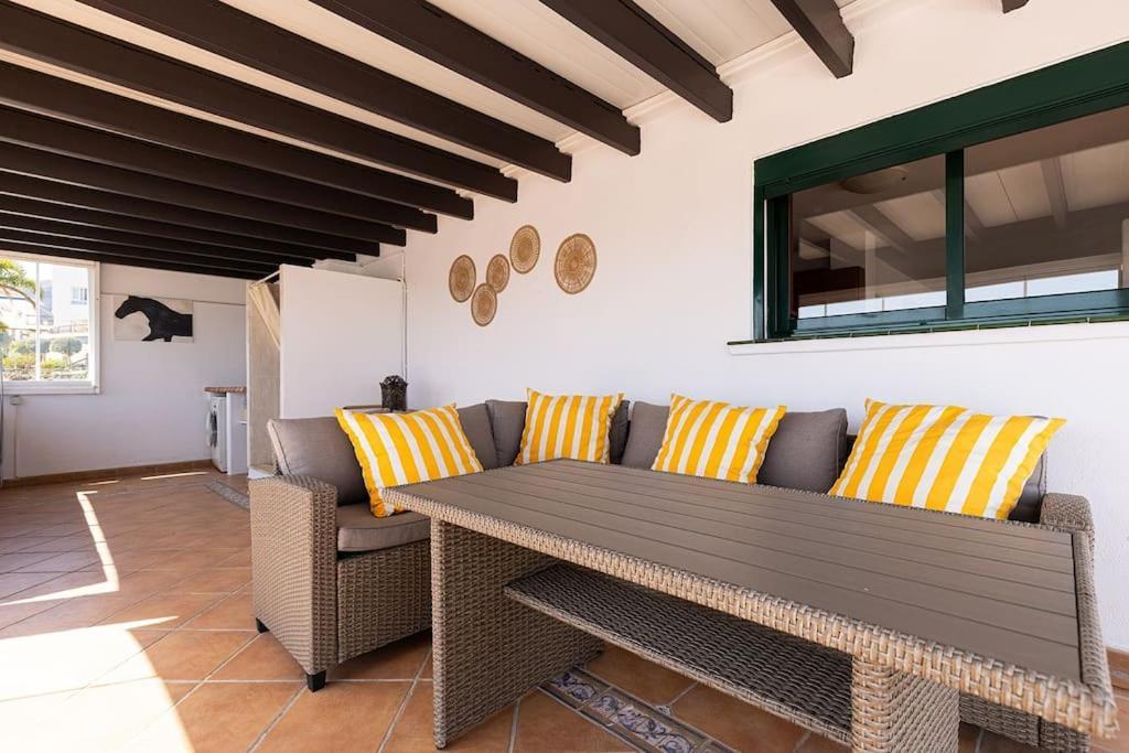 Spacious Penthouse With Spectacular Sea Views! Apartamento *