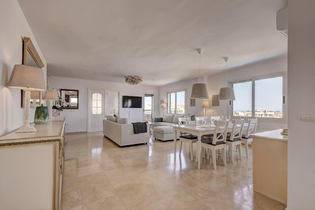 Spacious Penthouse With Spectacular Sea Views! * Benalmádena