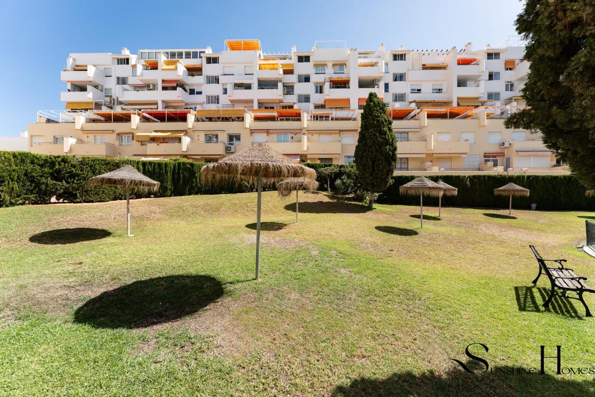 Apartment Fancy 2br Retreat Pool Parking, Wonderful Views