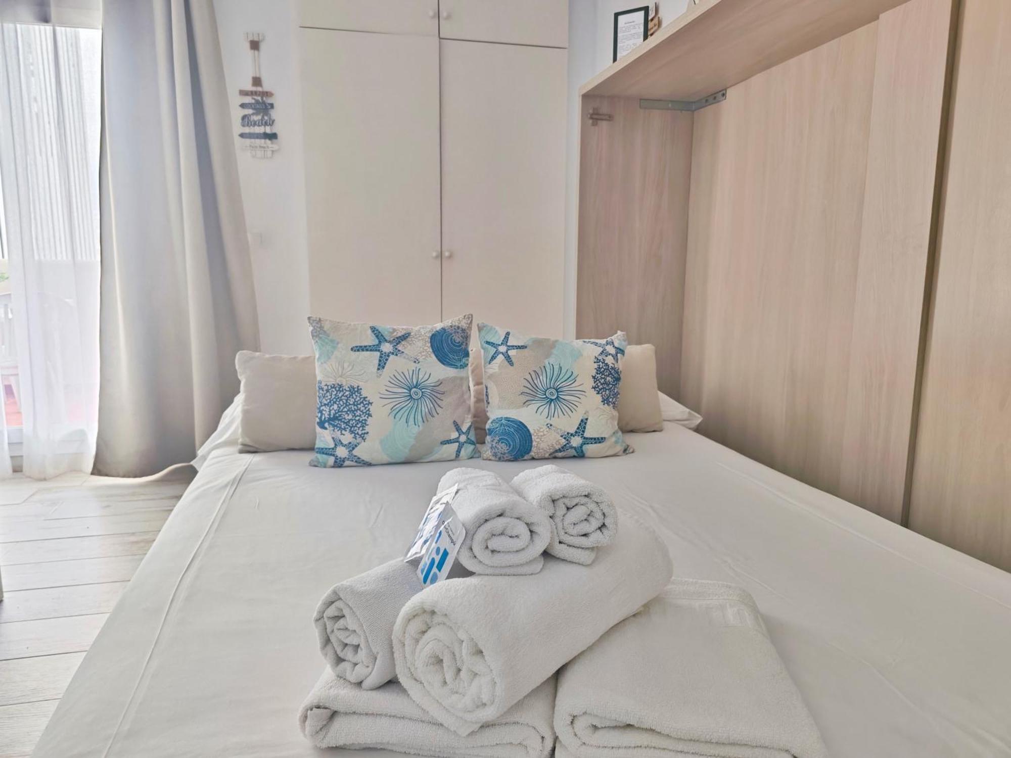 Apartment Benalbeach Estudio Premium