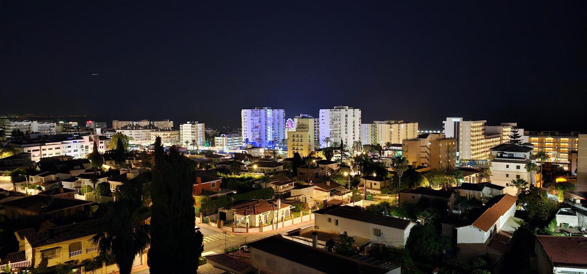 Santa Ana, Pool, 2 Free Parking, Wifi * Benalmádena