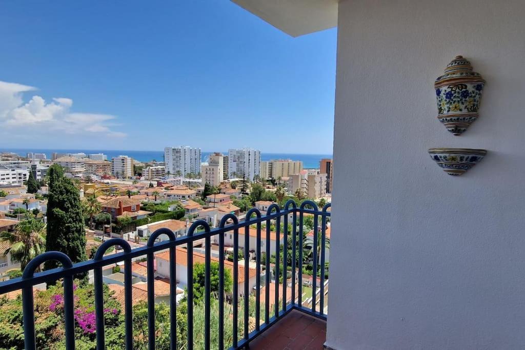 Santa Ana, Pool, 2 Free Parking, Wifi *