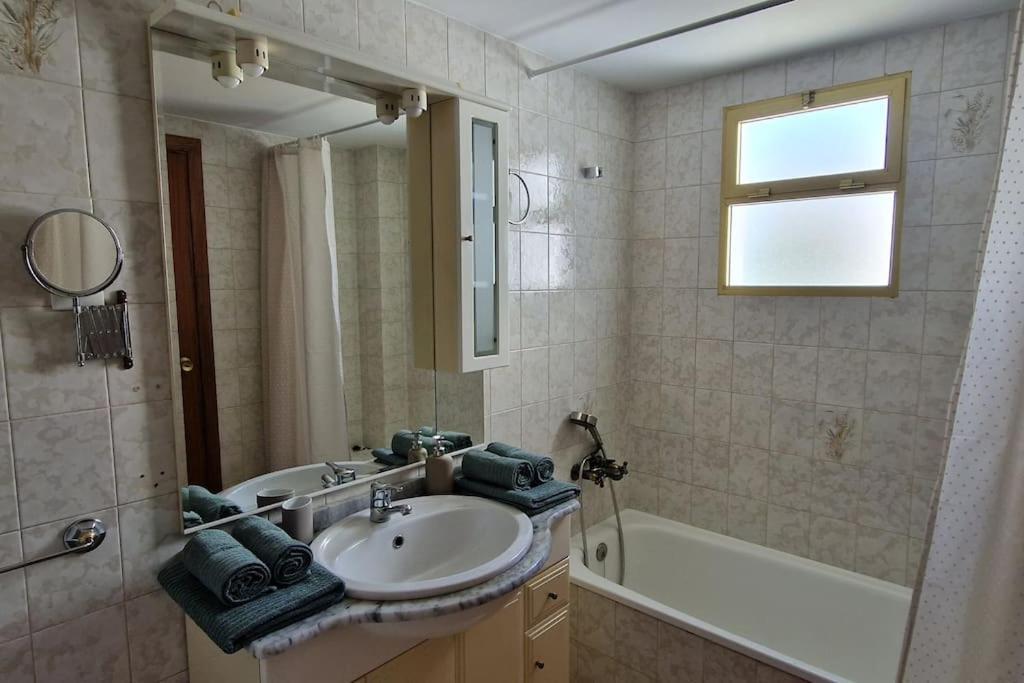 Santa Ana, Pool, 2 Free Parking, Wifi * Benalmádena