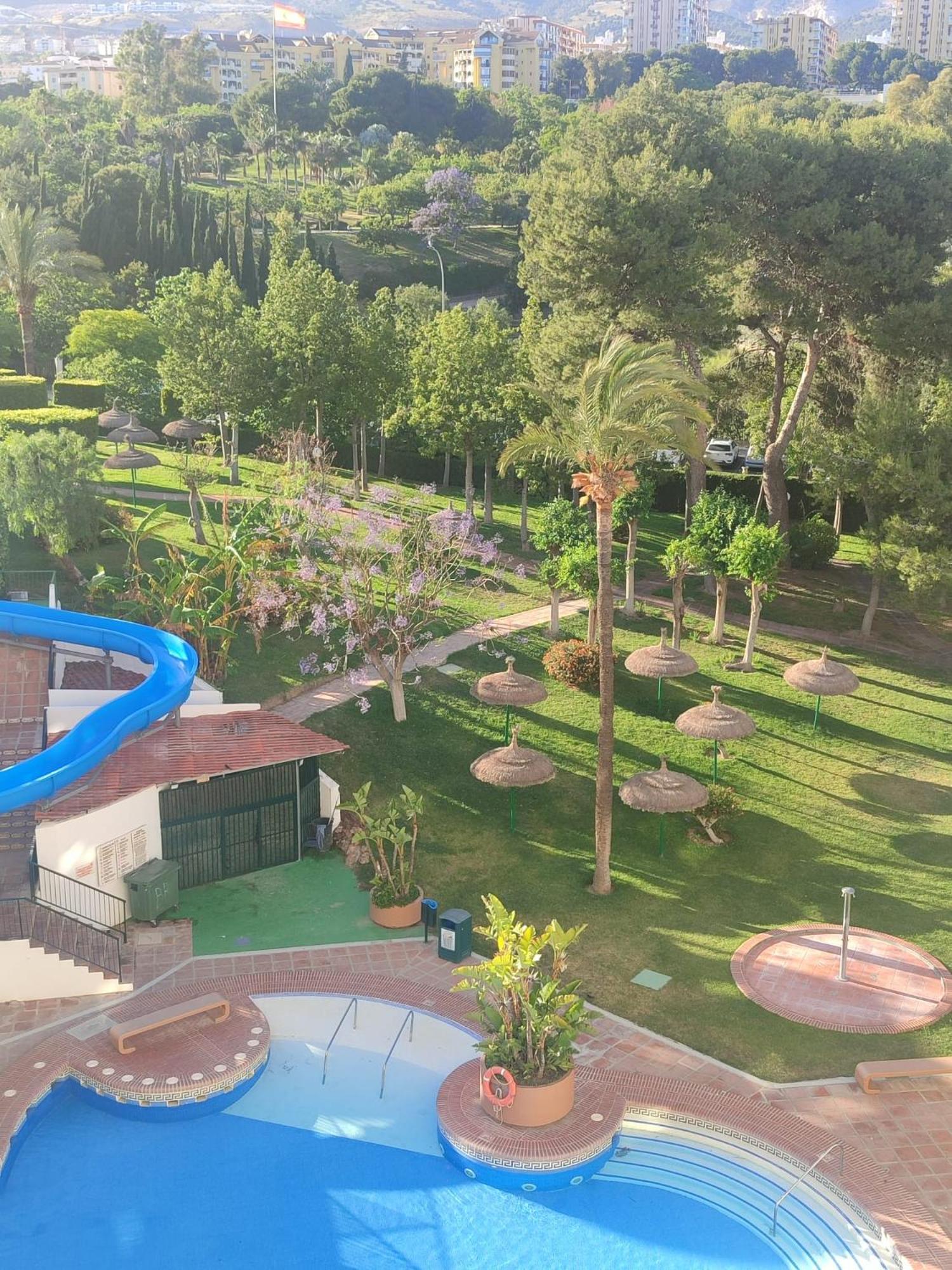 Benalbeach Paradise Apartamento *