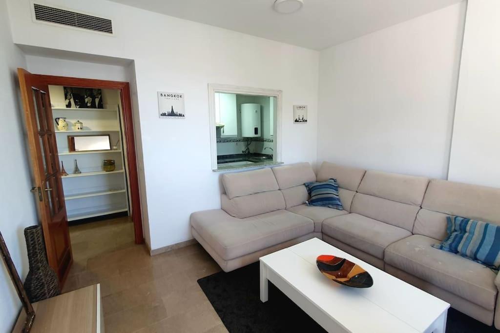 Balcones De Apartment