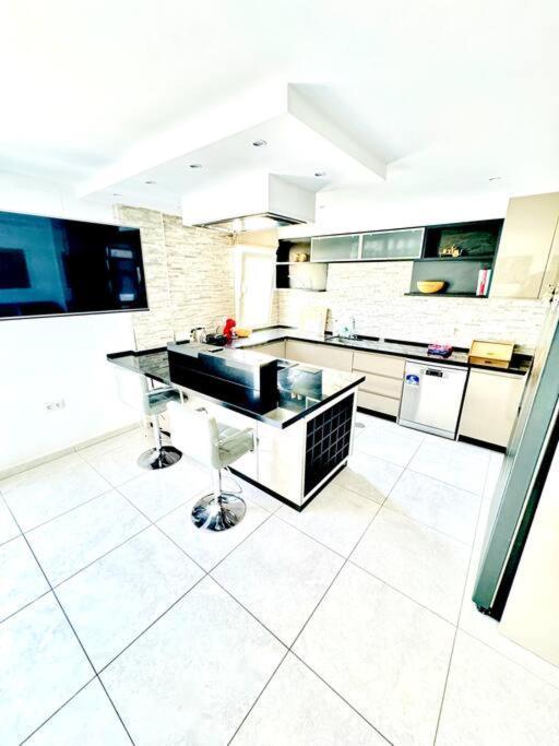 Flat Terrace & Bbq Apartment Benalmadena