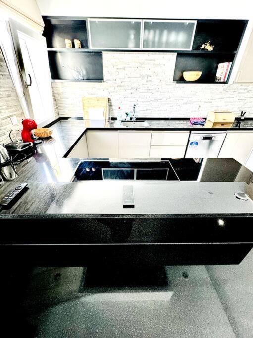 Flat Terrace & Bbq Apartment *