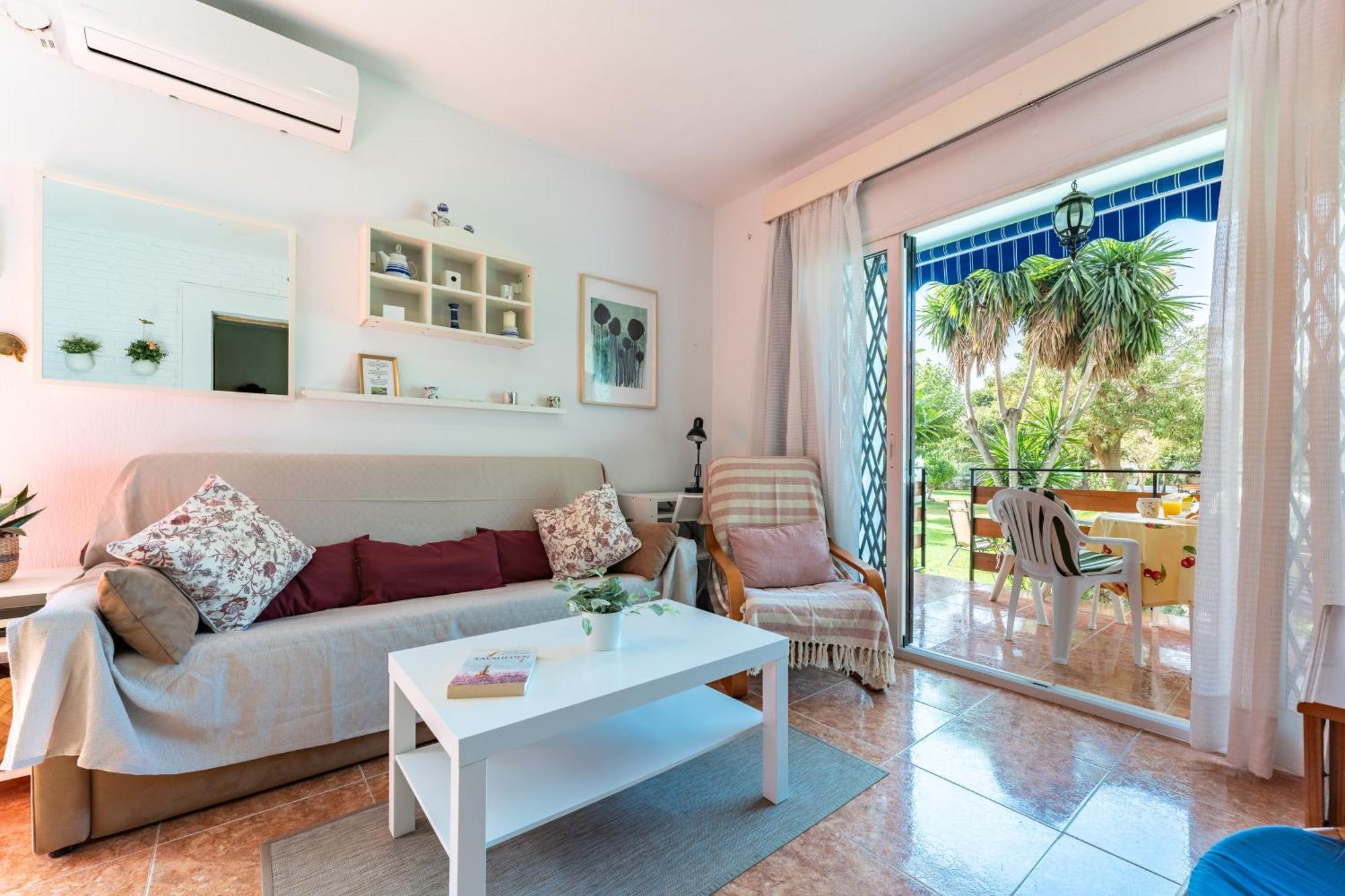 Balcon Del Sol Apartment *