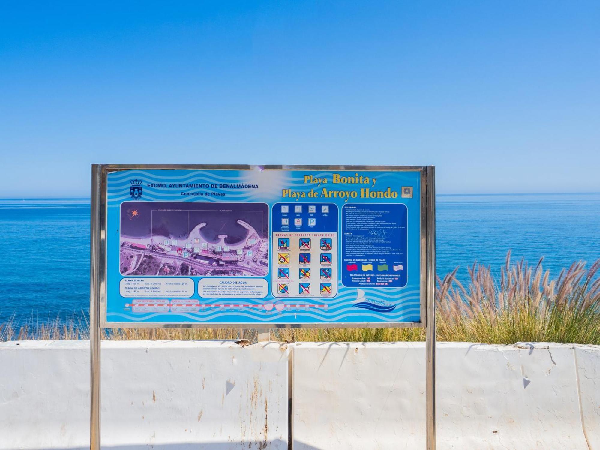 Cubo's Poseidon 2 & Pool Guest house