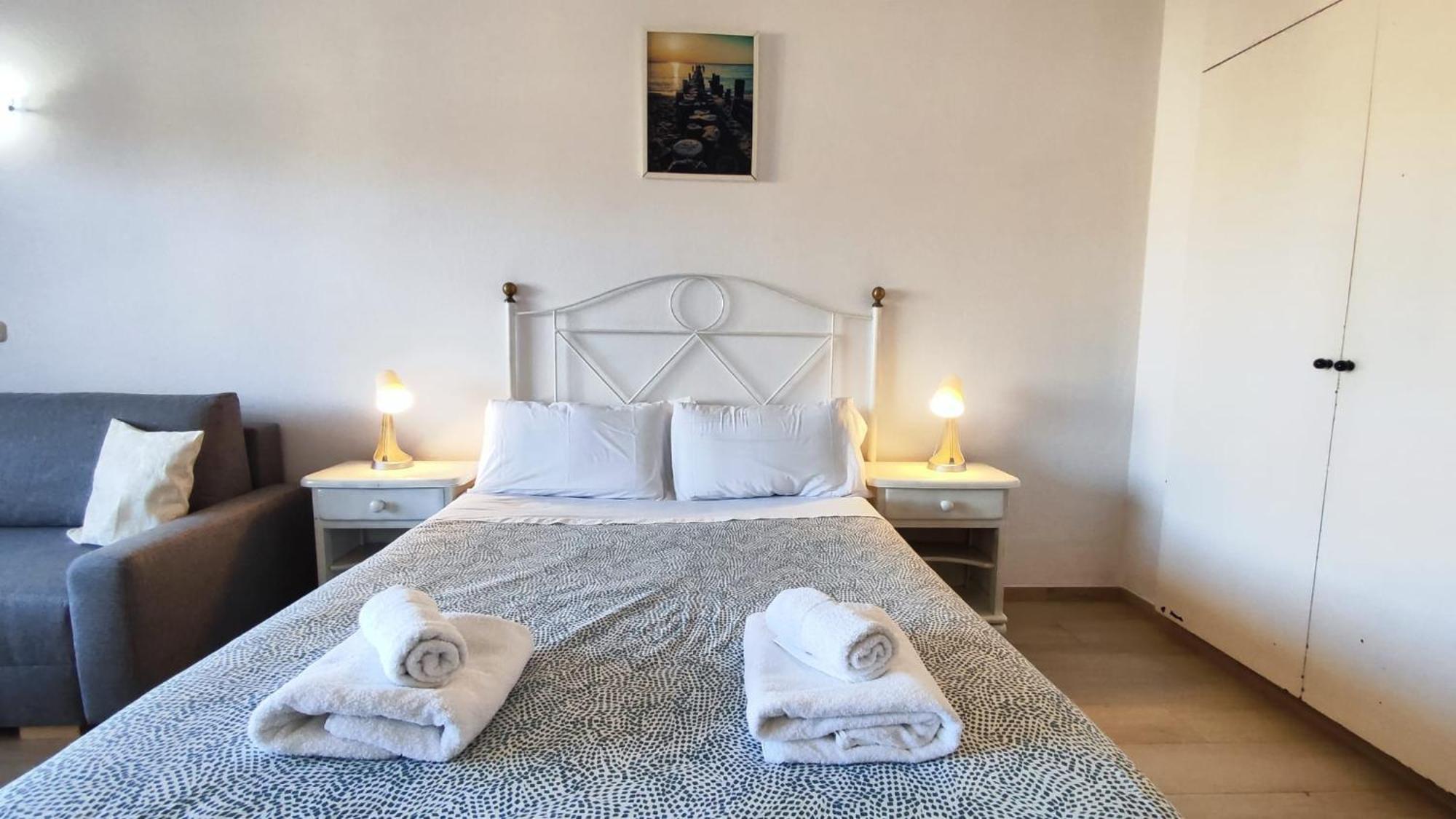 Benal Ii, Estudio Con Parque Acuático Y Vistas Al Mar. Apartamento