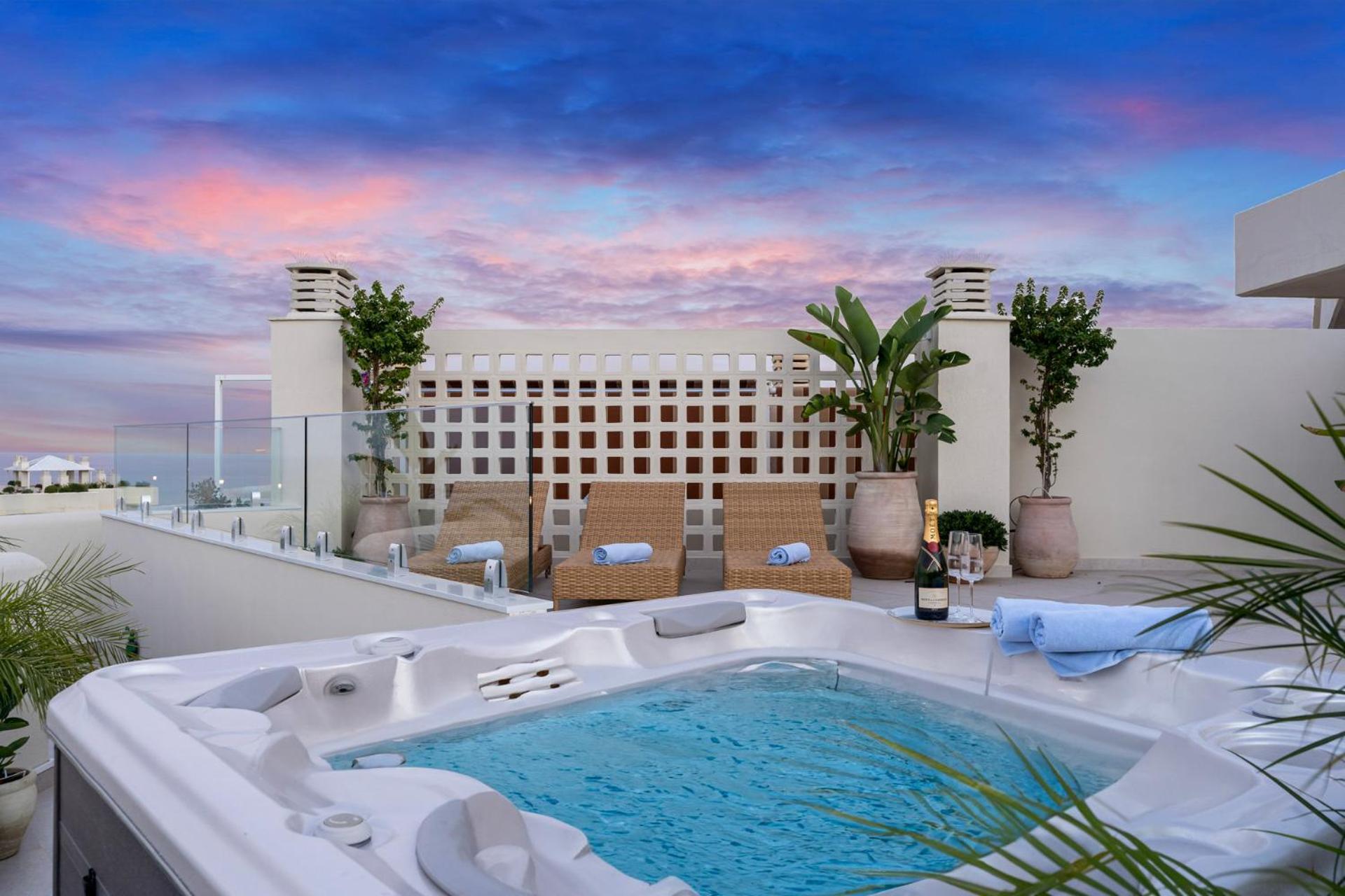 Appartement Sunny Penthouse With Amazing Pool By Costarentals - Ref 214 Benalmádena