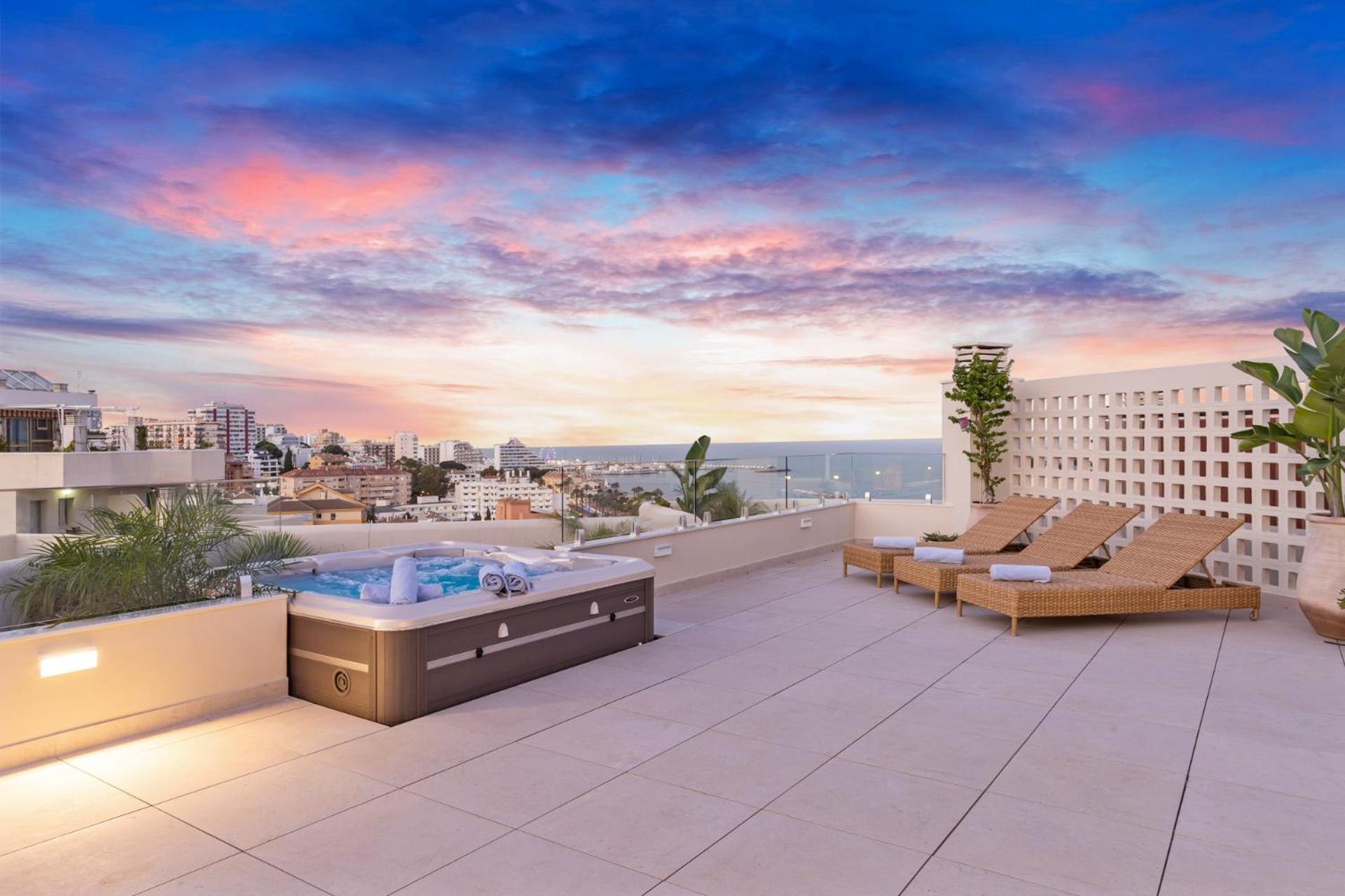 Sunny Penthouse With Amazing Pool By Costarentals - Ref 214 Appartement Benalmádena