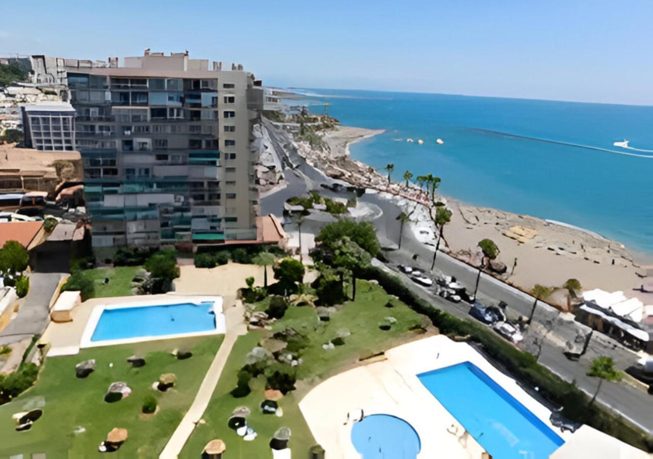 Estudio En Residencial Maites, Primera Linea Playa. Benalmadena