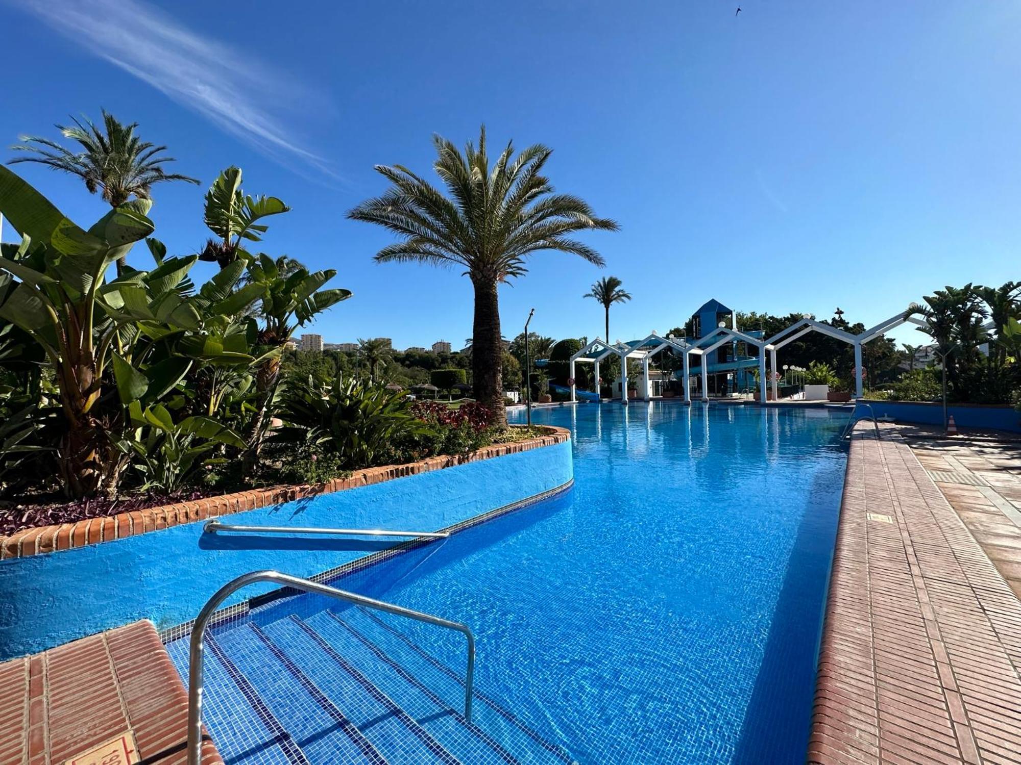 Apartamento Luxury Frontal Al Mar Benalbeach *