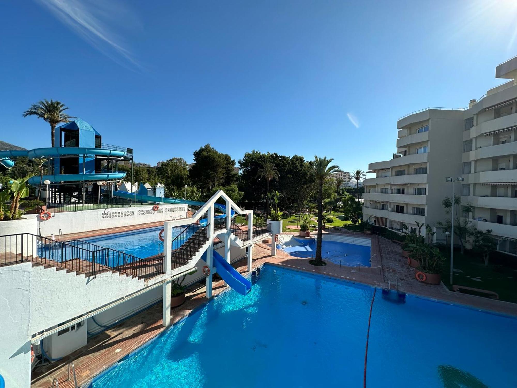 Luxury Frontal Al Mar Benalbeach Apartamento