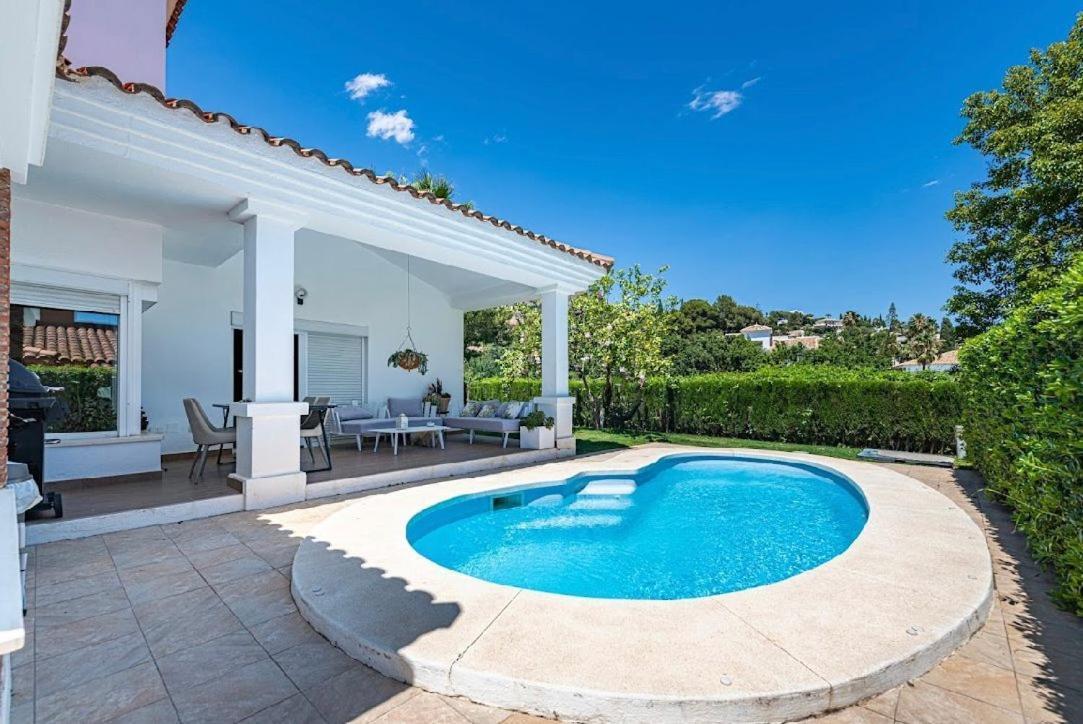 Benalmadena, Av. Del Higueron Villa Benalmadena