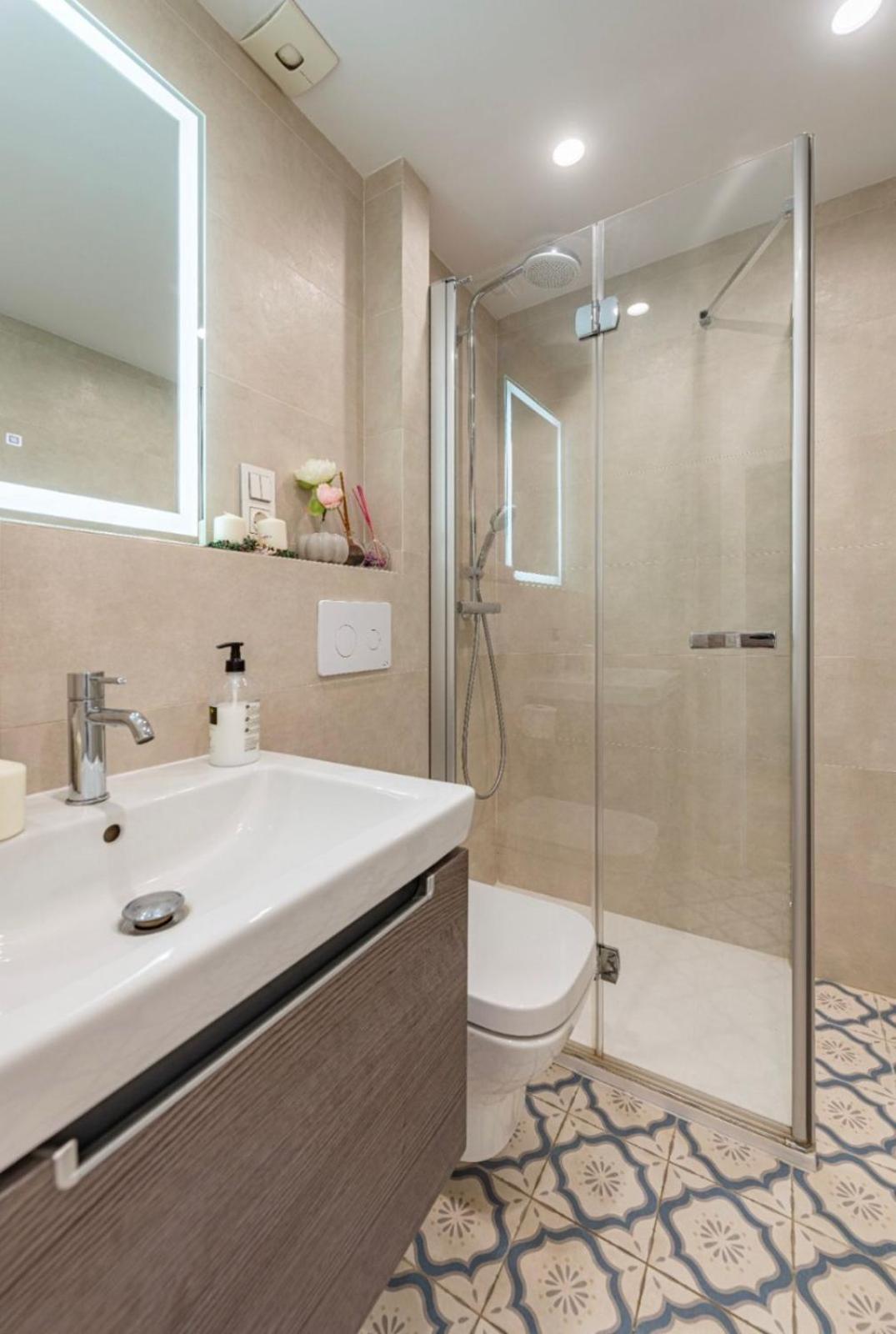 Benalmadena, Av. Del Higueron Villa *