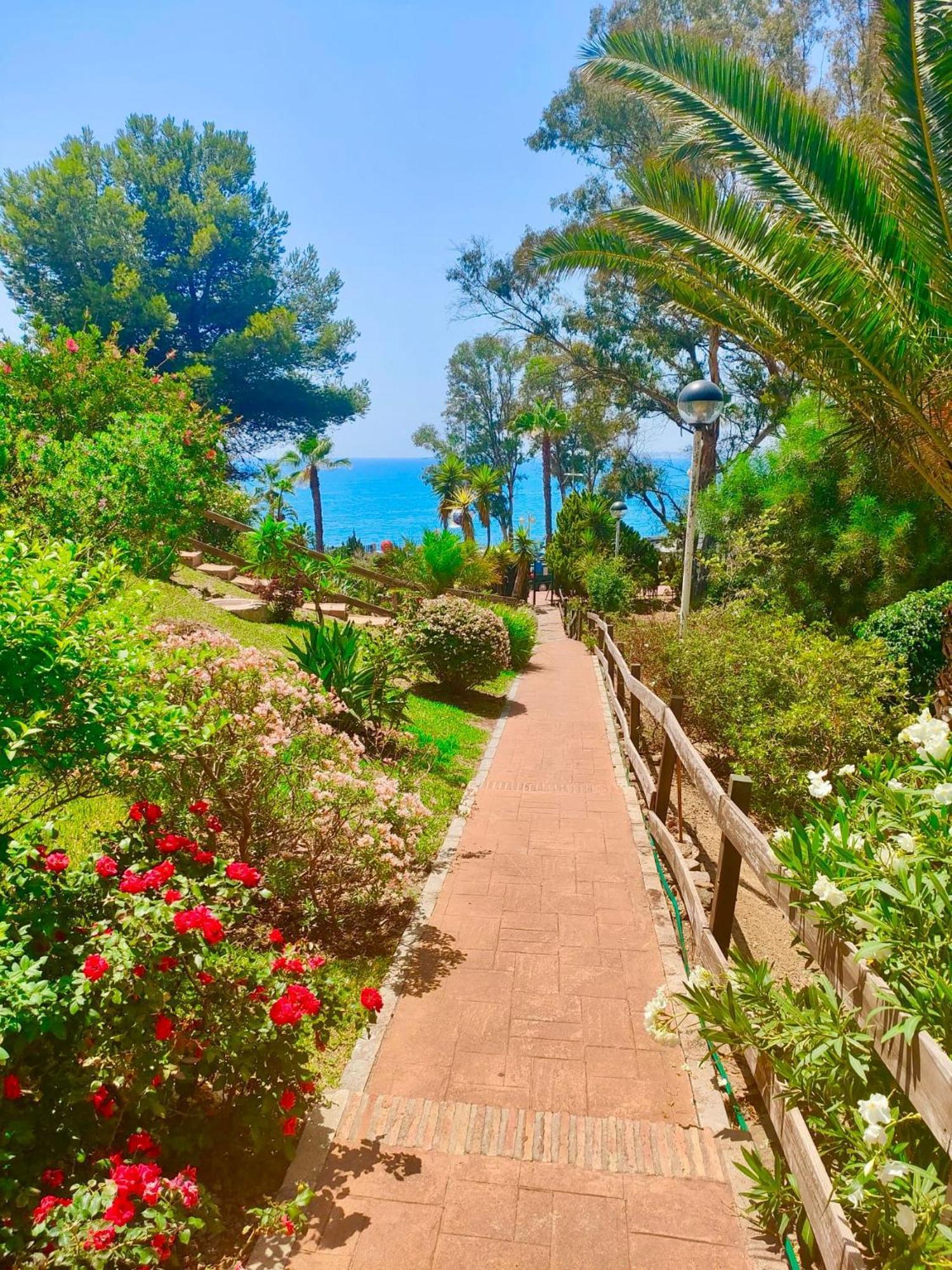 Fortunamar Pool &