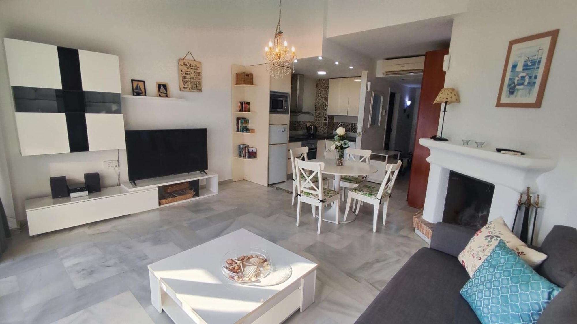 Apartment In Puerto Marina With Beautiful Views Of The Sea And The Boats *