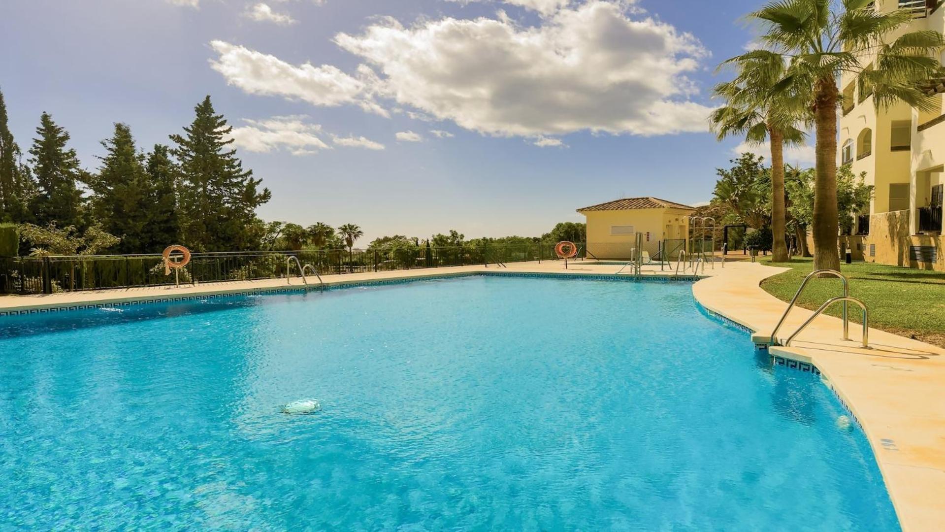 Vivienda Cronos Golf * Benalmadena