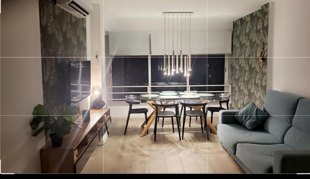 A 250m De La Apartment *