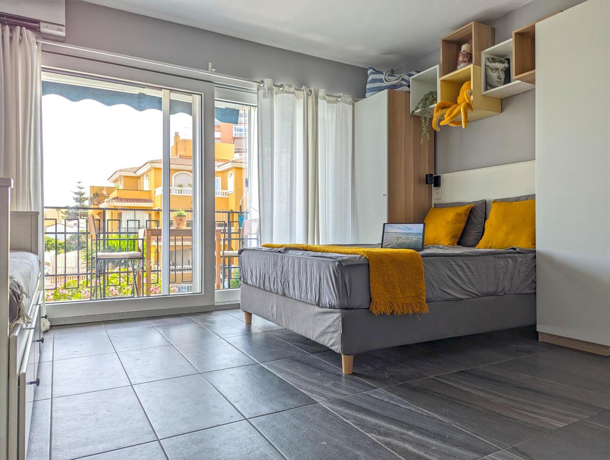 Stylish Close By The Sea Apartment Benalmádena