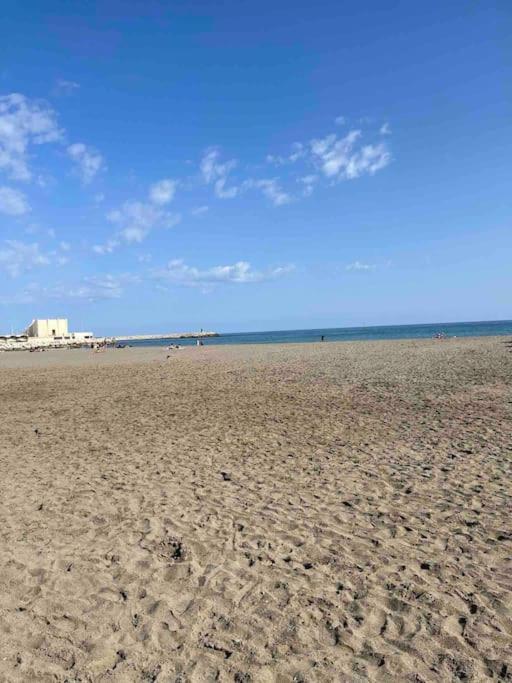 Silica Near Bonzana Square * Benalmadena
