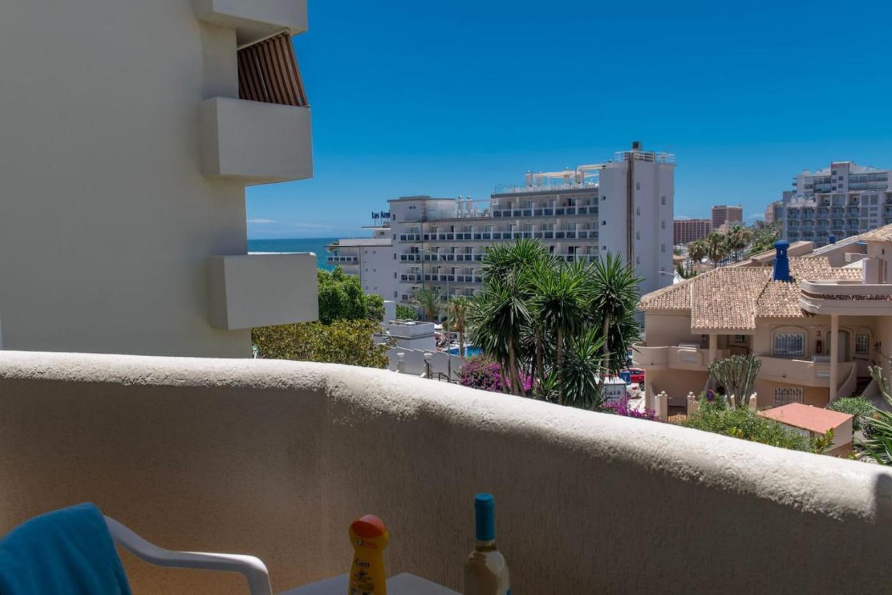Apartment Seafront Benalbeach
