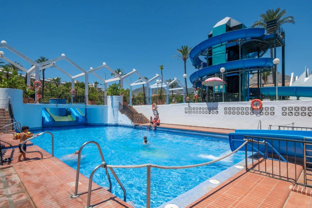 Seafront Benalbeach Apartment *
