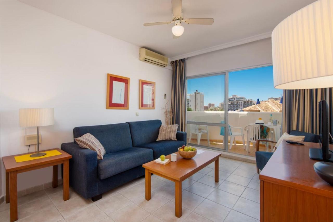 Seafront Benalbeach Apartment *