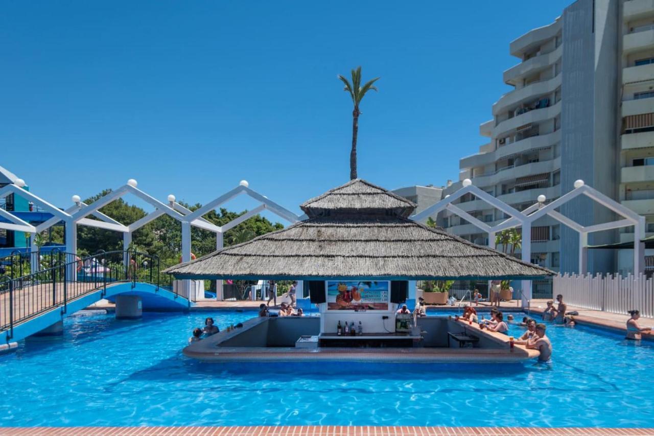 Seafront Benalbeach Apartment *